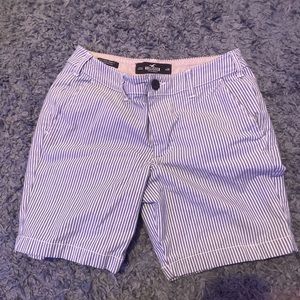 Men’s Hollister white and blue sailor shorts